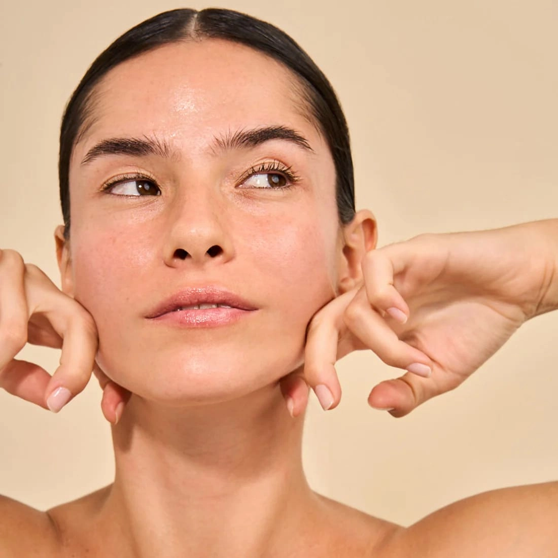 Produto Care_Natural_Beauty_Skindrops_Hialu_Hidratacao_Profunda_Serum_Facial_30ml_Evas_3