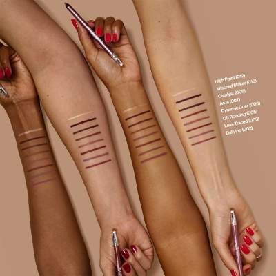 Revlon ColorStay Multiliner 012 High Point - Lápis Multifuncional 1g Produto Revlon ColorStay Multiliner 012 High Point - Lápis Multifuncional 1g