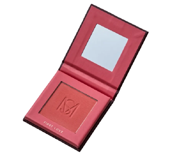 Kit Blush Compacto First Love 6.5g e Pincel MS6 Mariana Saad by Océane Produto Kit Blush Compacto First Love 6.5g e Pincel MS6 Mariana Saad by Océane