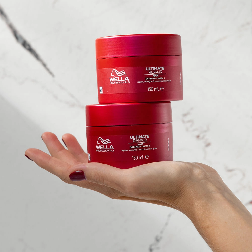 Produto: Máscara Capilar Ultimate Repair Wella Professionals 150ml