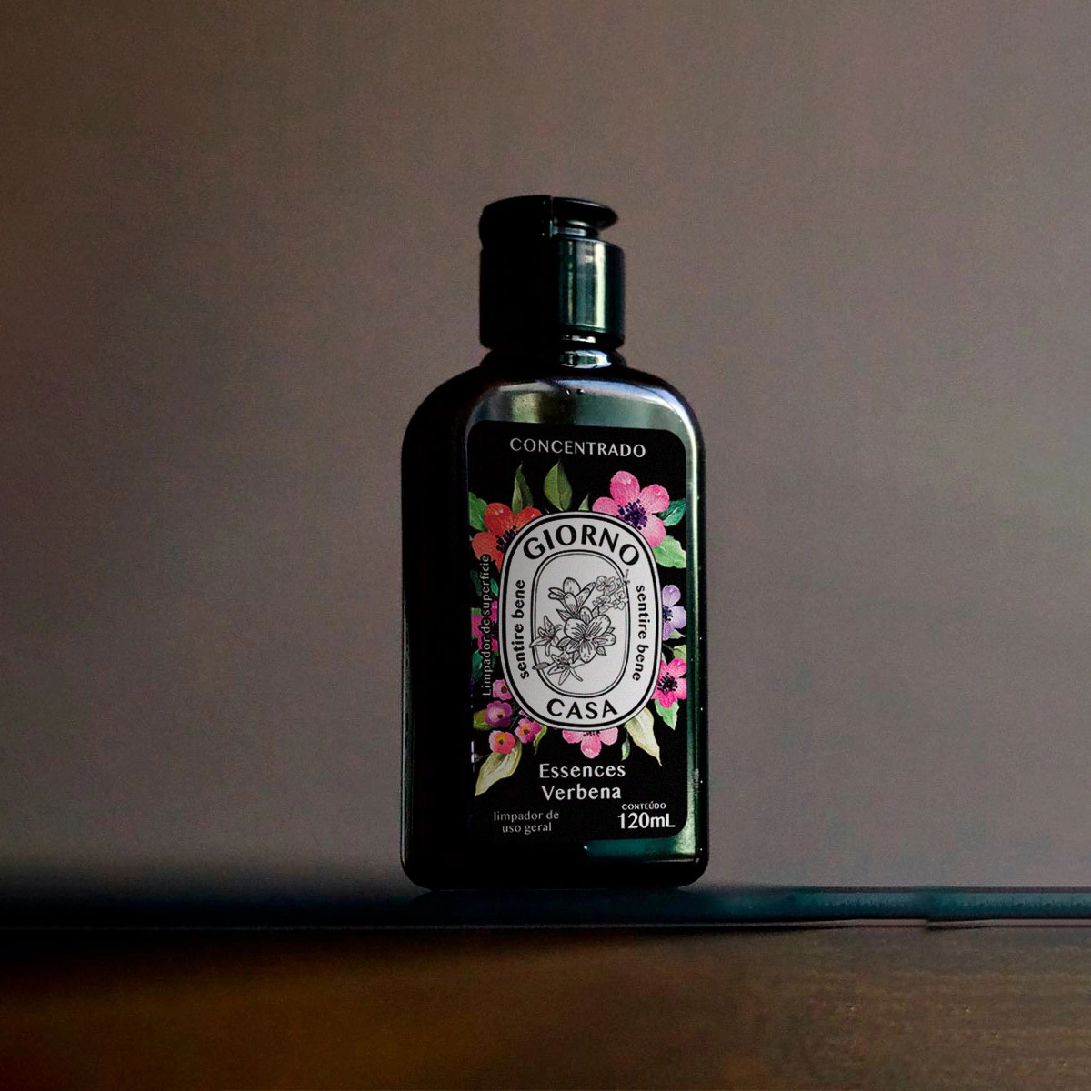 Produto: Limpador de Superfícies Concentrado Verbena Giorno Essences 120ml
