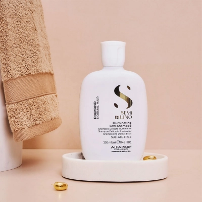 Produto: Kit Alfaparf Semi Di Lino Diamond Illuminating Shampoo Condicionador Máscara Óleo 4 Produtos