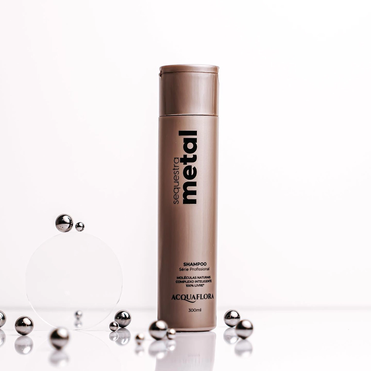 Produto: Kit Acquaflora Sequestra Metal Óleo de Coco Shampoo Tratamento (3 produtos)