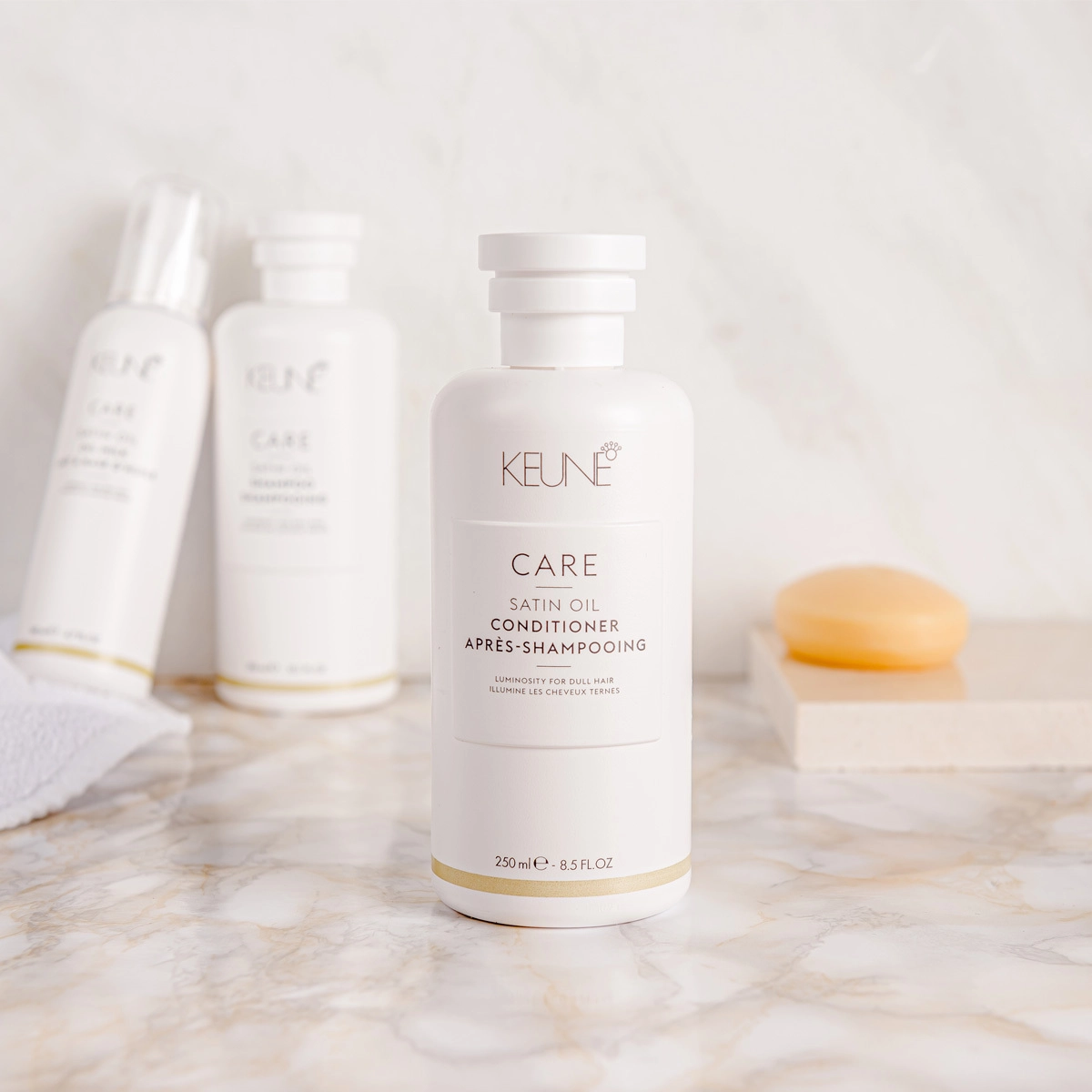 Produto: Kit Keune Care Satin Oil Shampoo Condicionador e Lumi Coat Finalizador (3 produtos)