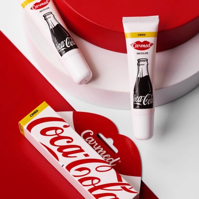 Produto: Hidratante Labial Carmed Coca-Cola Incolor 10g
