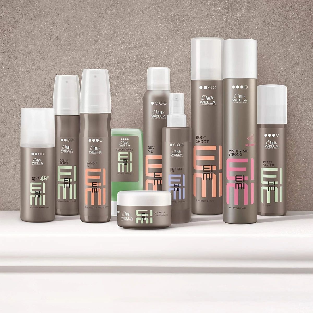 Wella Professionals EIMI Perfect Setting - Loção de Fixação 150ml Produto Wella Professionals EIMI Perfect Setting - Loção de Fixação 150ml