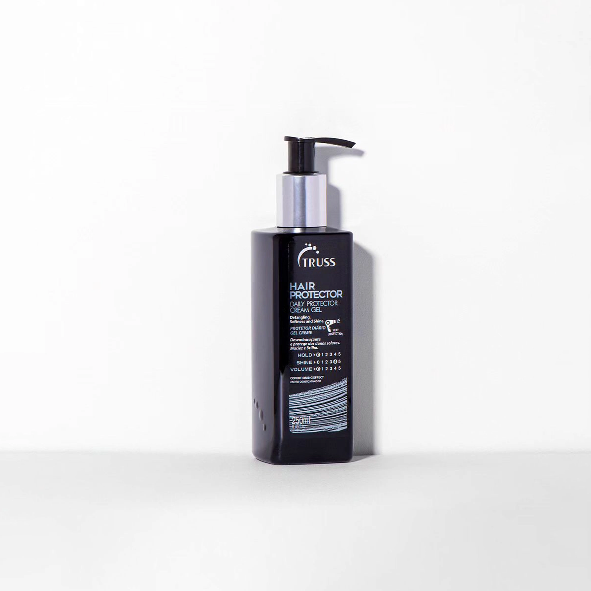 Leave-in Hair Protector Truss 250ml Produto Leave-in Hair Protector Truss 250ml