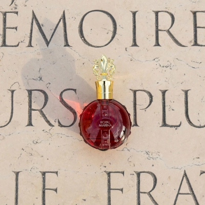 Produto: Perfume Feminino Royal Red Diamond Marina de Bourbon Eau de Parfum 30ml