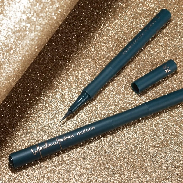 Produto Caneta Delineadora de Olhos Eyeliner Queen Océane Marília Mendonça 1,2ml