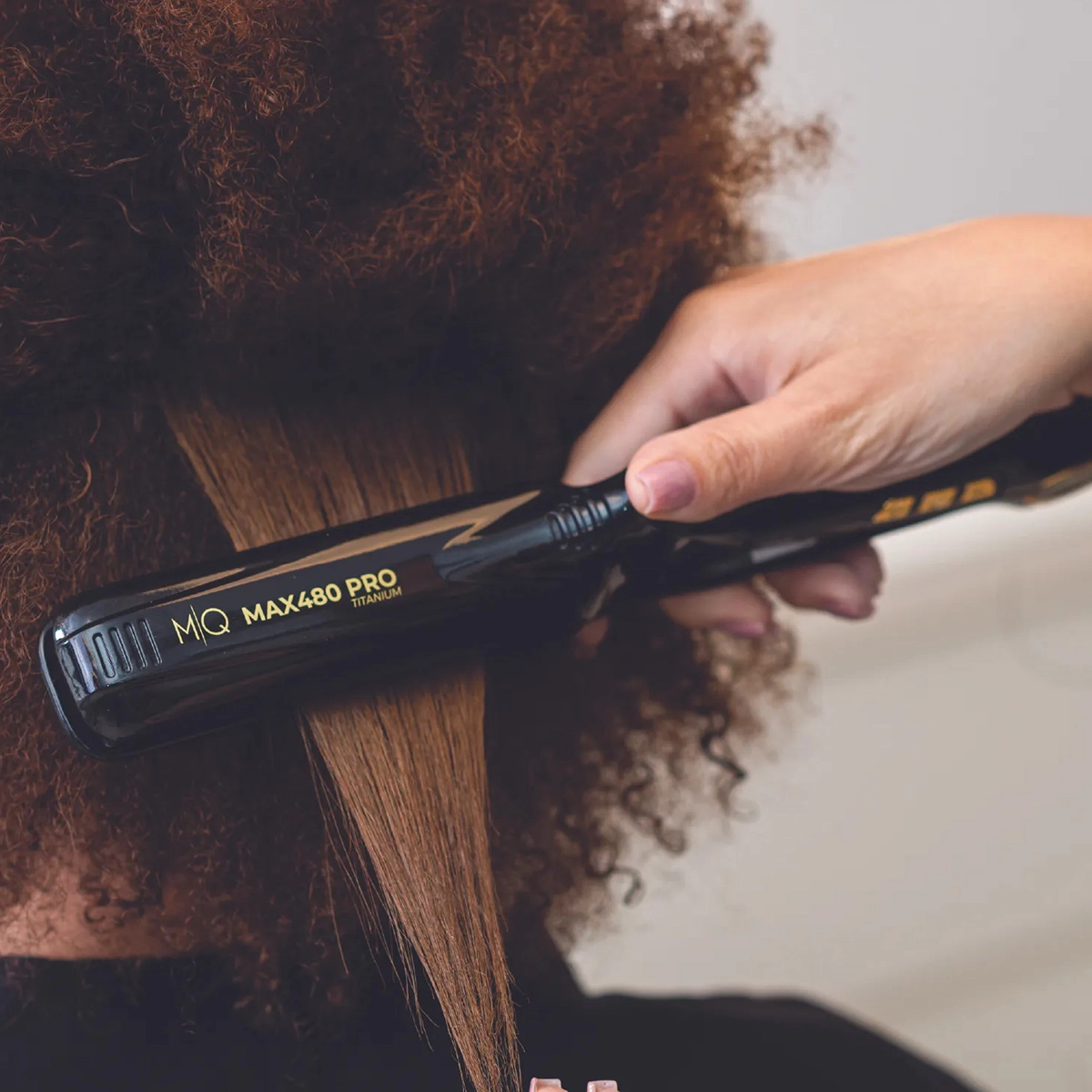 Produto: Kit MQ Professional Titanium Pro 480 Prancha e Falcon Acqua Verde 2100W Secador de Cabelo 110V (2 produtos)