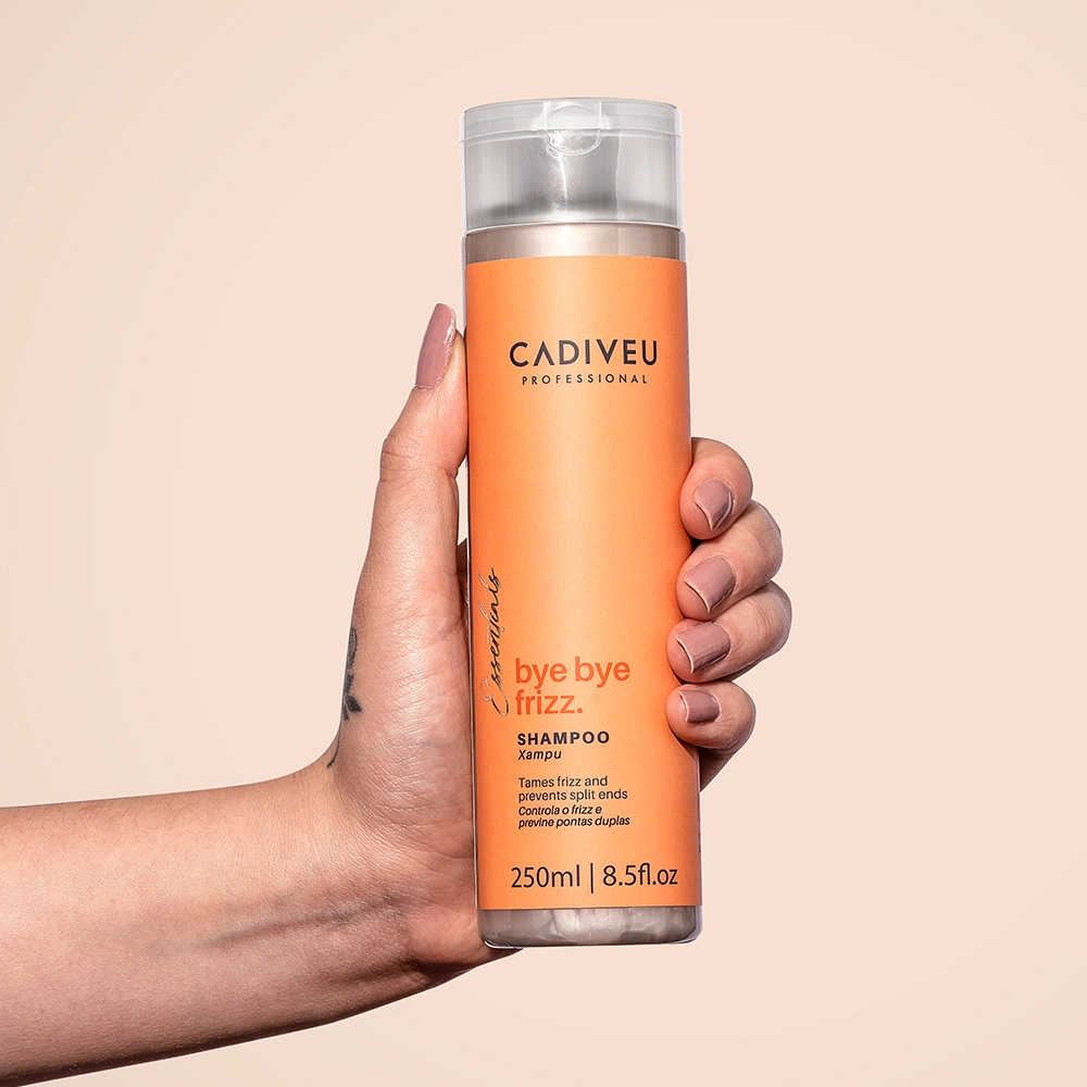 Produto: Kit Cadiveu Professional Bye Bye Frizz Shampoo e Leave-in (2 produtos)