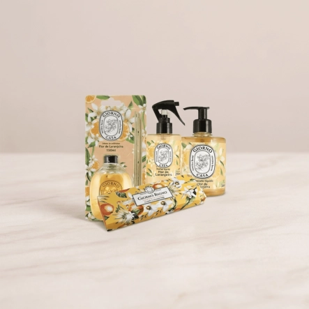 Produto: Kit Giorno Flor de Laranjeira Sabonetes, Difusor, Sabonete Líquido e Home Spray com 4 produtos