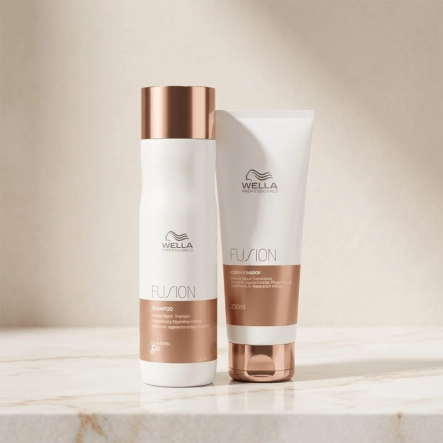 Produto: Kit Shampoo 250ml e Condicionador 200ml Wella Professionals Fusion