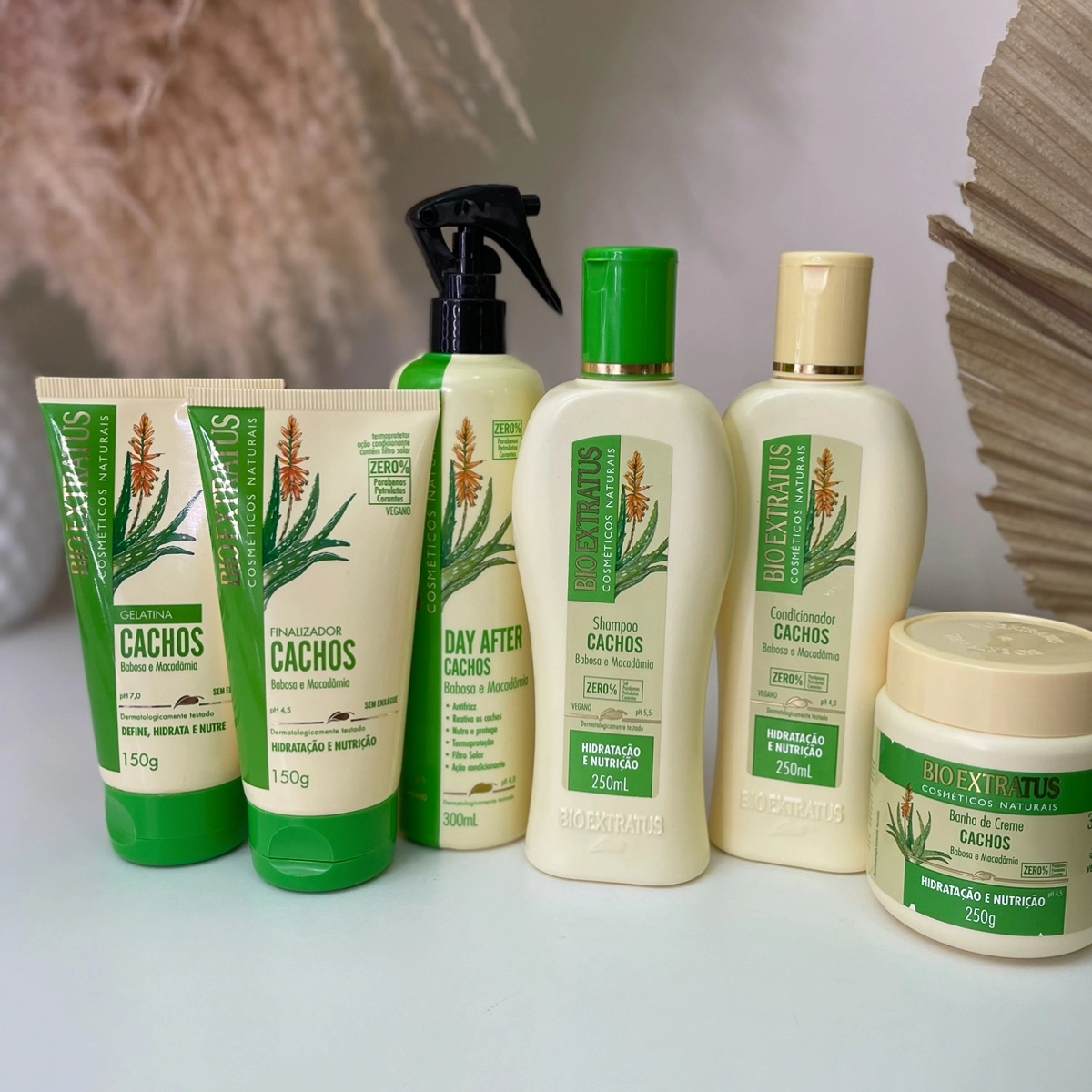 Thumbnail Bio_Extratus_Cachos_Babosa_Shampoo_250ml_Evas_3 Thumbnail Bio_Extratus_Cachos_Babosa_Shampoo_250ml_Evas_3