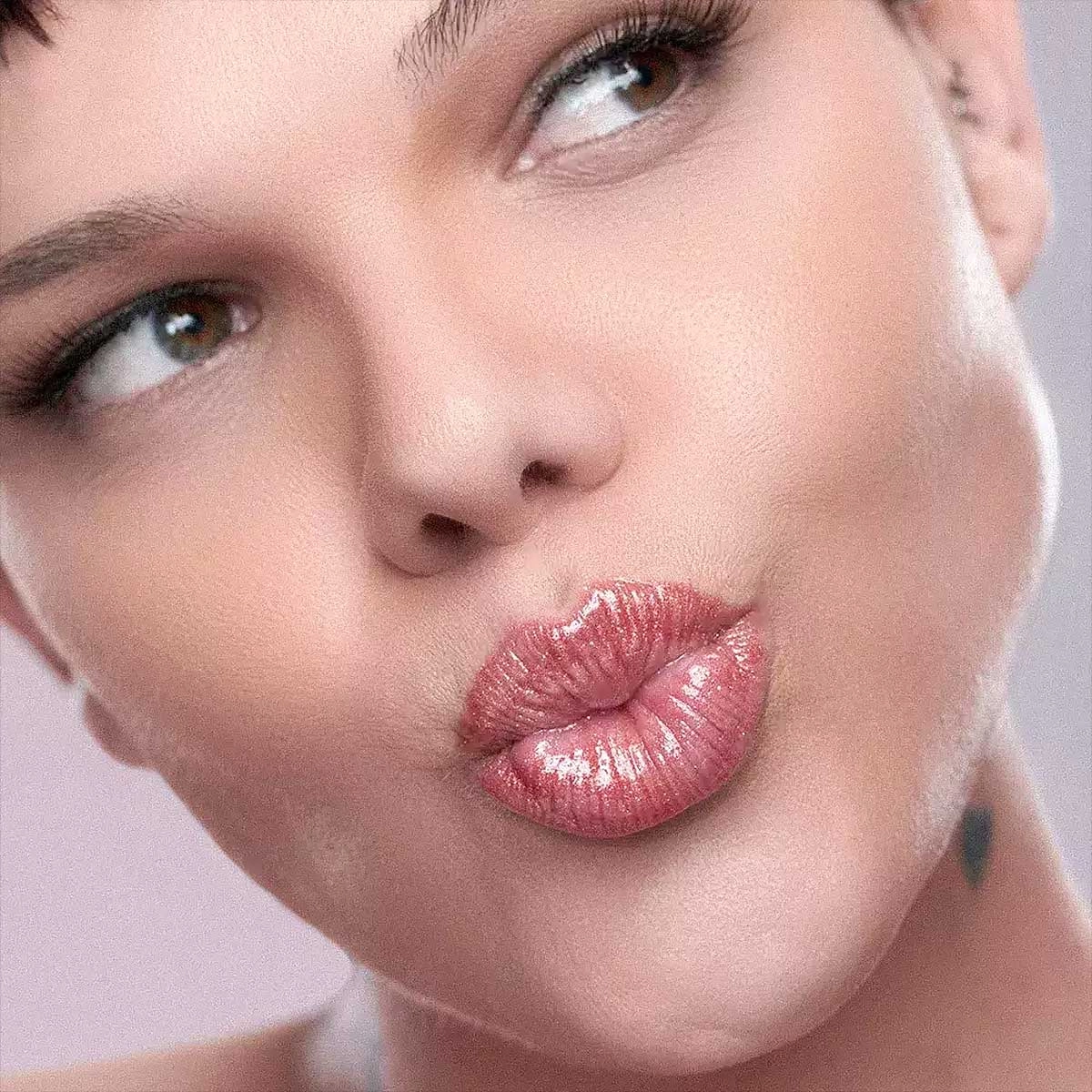 Thumbnail Kit_Karen_Bachini_Beauty_Venus_Gloss_Labial_Evas_3